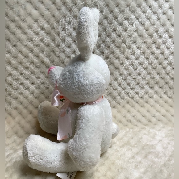 Unbranded White Plush Bunny Rabbit Embroidered Carrot Foot Stuffed Animal Toy - Picture 5 of 12